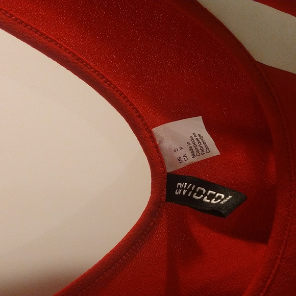 3/$20 Forever 21 USA bodysuit - Picture 3 of 3